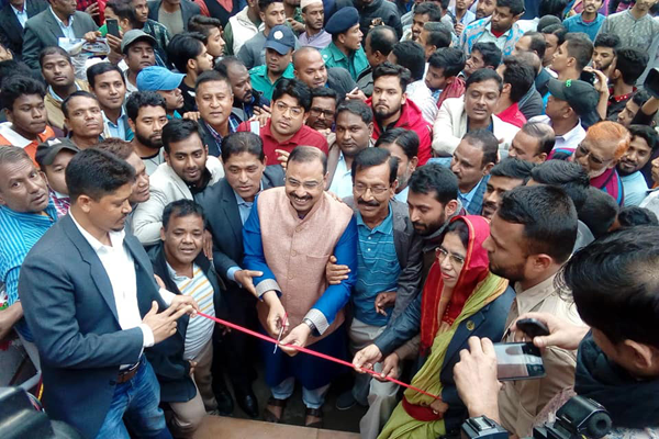 চট্টগ্রাম নগরে প্রথম এস্কেলেটর ওভারপাস ব্রিজ উদ্বোধন  