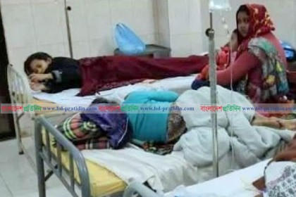 ঠাকুরগাঁওয়ে ঘরের খাবারে 
সংখ্যালঘু পরিবারের ১৩ জন অসুস্থ
