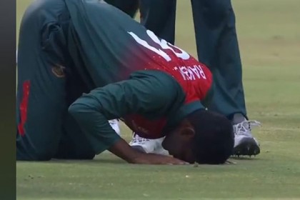 রকিবুলের স্পিন জাদু দেখলো বিশ্ব