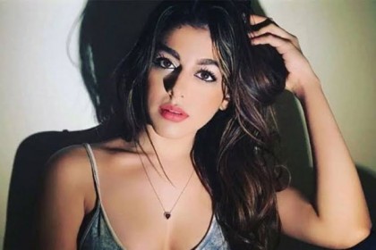 পড়াশোনার ফাঁকে বেবিসিটিংয়ের কাজ করতাম: আলিয়া