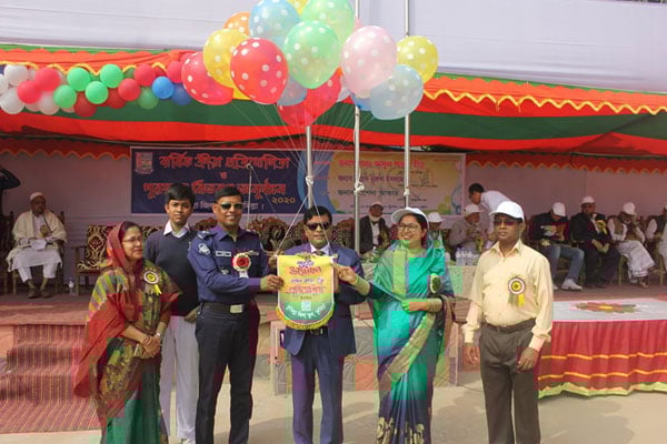 কুমিল্লা জিলা স্কুলে বার্ষিক ক্রীড়া প্রতিযোগিতা অনুষ্ঠিত