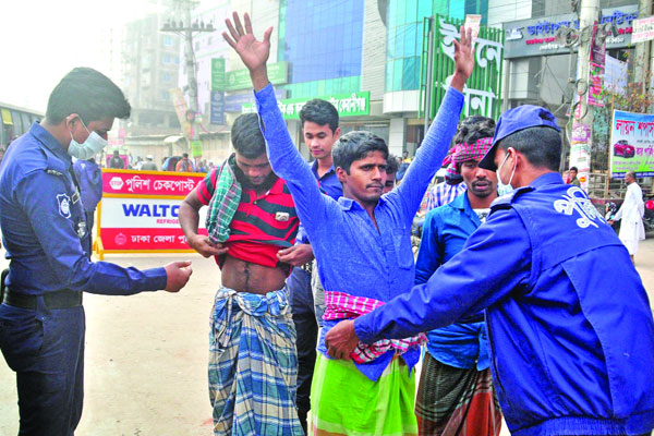 রাজধানীজুড়ে কঠোর নিরাপত্তা তল্লাশি