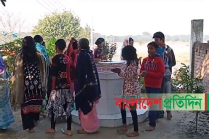 তর্ত্তিপুর শ্মশানে সপ্তমী মহাপূর্ণ স্নান 