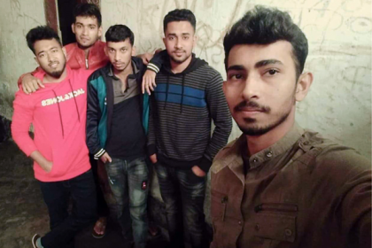 হাজতখানায় হত্যা মামলার আসামিদের 'সেলফি' নিয়ে তোলপাড়