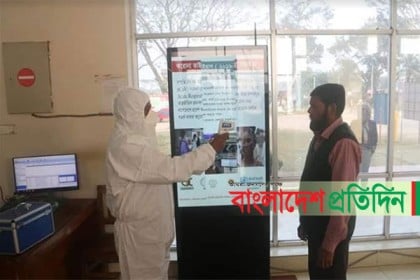 মোংলা বন্দরে করোনাভাইরাস প্রতিরোধে দুই স্তরের নিরাপত্তা