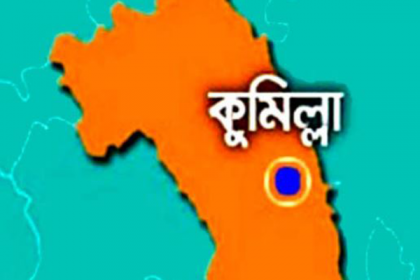 মহাসড়কের পাশে ধারালো অস্ত্রের আঘাতে নিহত ব্যক্তির লাশ 
