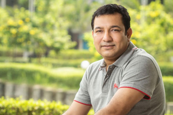 বইমেলায় তৌকিরের প্রথম কবিতার বই 'একগুচ্ছ কবিতা'