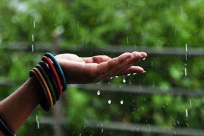 বৃষ্টির ছোঁয়া