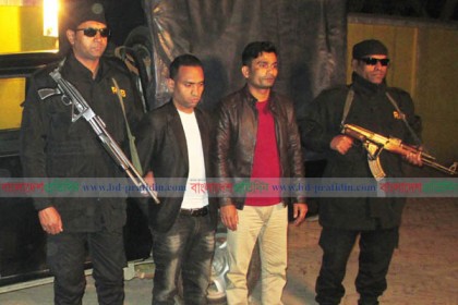 ফরিদপুরে দুই ভুয়া র‌্যাব সদস্য আটক