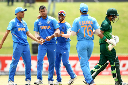 ইতিহাস গড়ে বিশ্বকাপের ফাইনালে ভারত