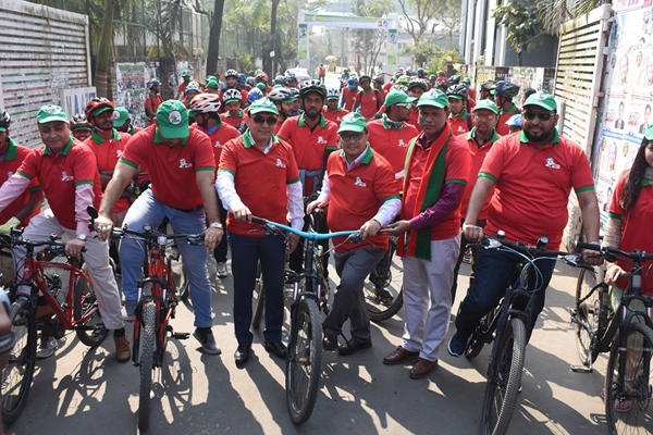 দূষণমুক্ত শহর গড়তে রিহ্যাবের সাইকেল র‌্যালি