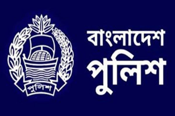 পলাতক আসামির তালিকা ফেসবুকে