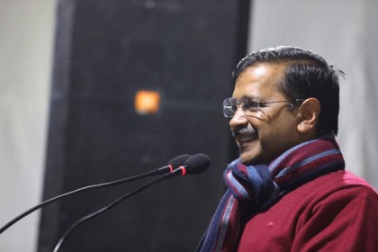 ফের দিল্লির মুখ্যমন্ত্রী হচ্ছেন কেজরিওয়াল: সমীক্ষা