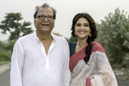 তীব্র শ্বাসকষ্ট নিয়ে হাসপাতালে ভর্তি স্বস্তিকার বাবা