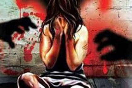 চতুর্থ শ্রেণির ছাত্রীকে টাকার লোভ দেখিয়ে ধর্ষণ!
