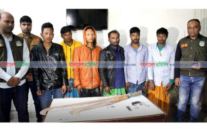 শেরপুরে বিদেশি পিস্তল, গুলি ও রামদাসহ ৬ ছিনতাইকারি গ্রেফতার