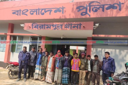 বাড়িতে জুয়ার আসর, ১৪ জন কারাগারে