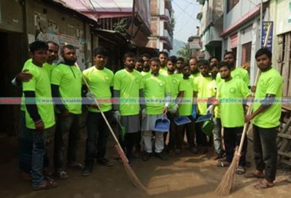 লামায় স্বেচ্ছাসেবী যুব সংগঠনের উদ্যোগে পরিচ্ছন্ন কর্মসূচি