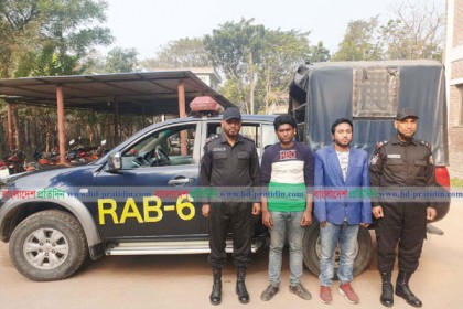 ঝিনাইদহে ফেন্সিডিলসহ ২ মাদক ব্যবসায়ী আটক 
         