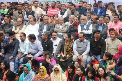 খালেদা জিয়াকে মুক্তি দিতে সরকারকে বাধ্য করা হবে: ফখরুল
