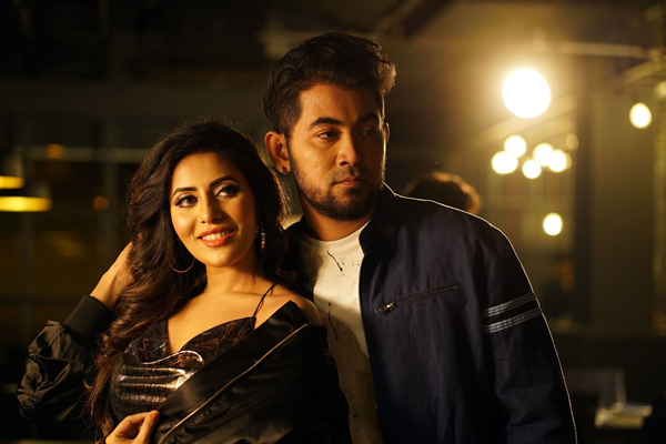 ভালোবাসা দিবসে তানজীবের ‘ডুবে ডুবে’