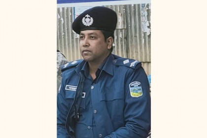 ভালুকায় সাংবাদিকের সঙ্গে অসাদাচরণে পুলিশ কর্মকর্তা প্রত্যাহার