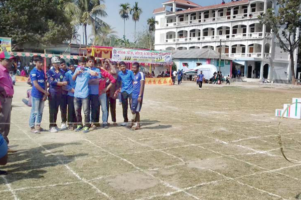 গুরুদাসপুরে বার্ষিক ক্রীড়া প্রতিযোগিতা