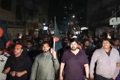 টাইগার যুবাদের বিজয়ে ইশরাকের নেতৃত্বে আনন্দ মিছিল 