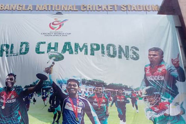 বিসিবির মূল ব্যানারেই নেই আকবরের ছবি!