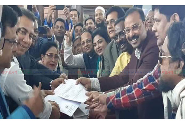 চ‌সিক নির্বাচ‌নে নাছিরসহ ৫ জন কিনলেন আওয়ামী লী‌গের ম‌নোনয়ন ফরম 