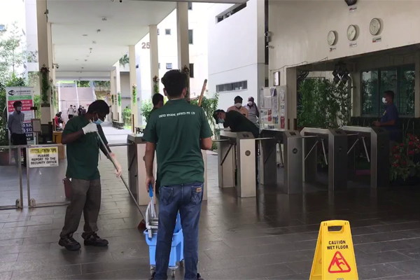 সিঙ্গাপুরে করোনা আক্রান্ত বাংলাদেশি ভবনের বাসিন্দাদের কাজে যাওয়া বন্ধ!
