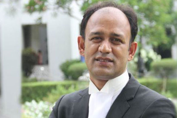 ট্রাইব্যুনাল থেকে ব্যারিস্টার সুমনের পদত্যাগ