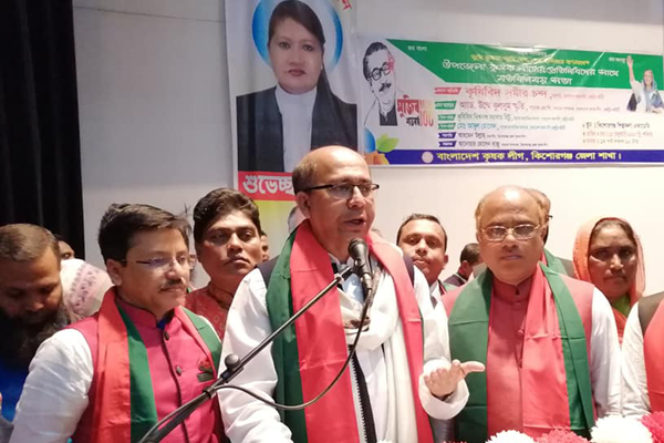 'সরকারের ভর্তুকি কৃষকের দোরগোড়ায় পৌঁছে দেওয়া হবে'