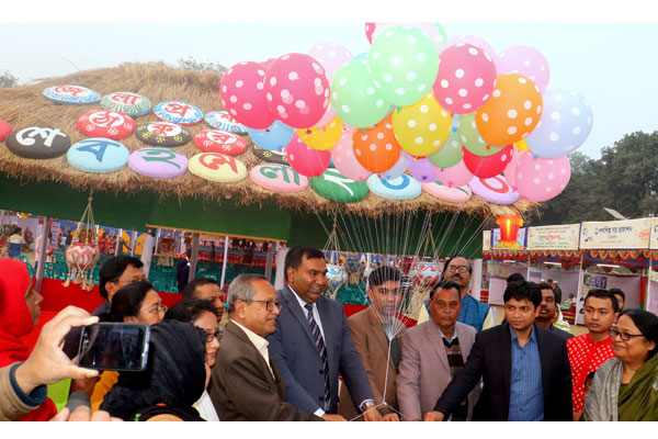 মুজিববর্ষে ঠাকুরগাঁওয়ে বইমেলার উদ্বোধন