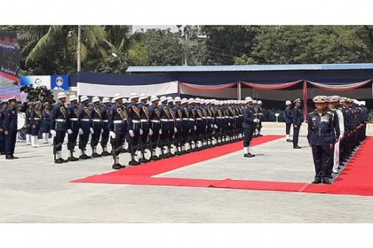 কোস্ট গার্ড পদক পেলেন ৪০ জন