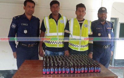বেনাপোলে পরিত্যক্ত অবস্থায় ২০৮ বোতল ফেন্সিডিল উদ্ধার