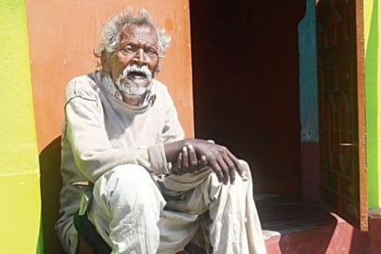 মৃত্যুর দেড় মাস পর দিনদুপুরে বাসায় হাজির বৃদ্ধ, অতঃপর...
