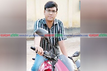 নাটোরে ট্রাকের ধাক্কায় প্রাণ গেল প্রধান শিক্ষকের