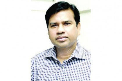ডাকঘর সঞ্চয় স্কিম ইস্যুতে পীর মিসবাহ'র প্রতিবাদ
