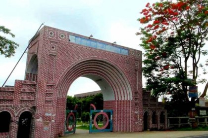 হাবিপ্রবি’র মেডিকেল সেন্টারে এবার সেবার সাথে ওষুধও মিলবে 