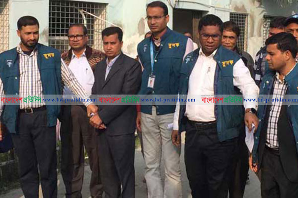 অর্থ আত্মসাতের মামলায় খুলনা জেলা পরিষদের প্রধান সহকারীর জামিন নামঞ্জুর