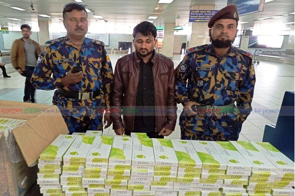 চট্টগ্রাম বিমানবন্দরে ১৯ লাখ টাকার সিগারেট জব্দ