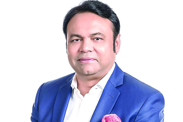 ‘ফুটবলের সেবক হয়ে কাজ করব’