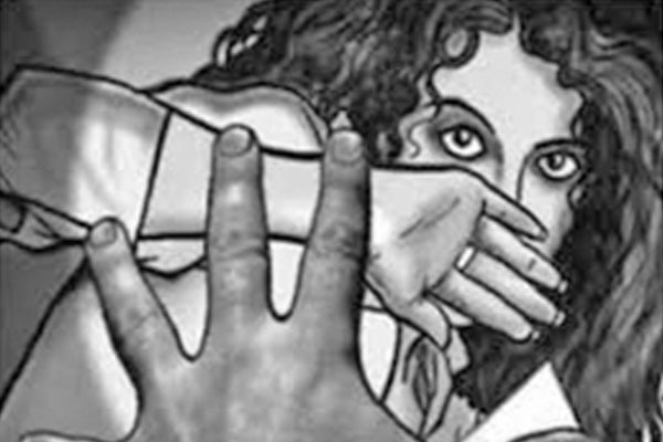 দুই ছাত্রী ধর্ষণের শিকার, আটক ৩