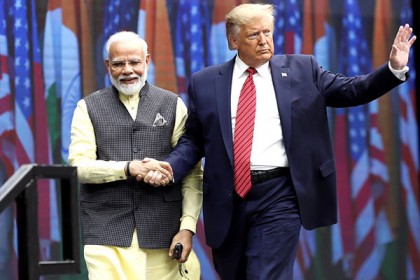 'ভারতে আমরা ভালো আচরণ পাই না', ট্রাম্পের এমন মন্তব্য কিসের ইঙ্গিত?