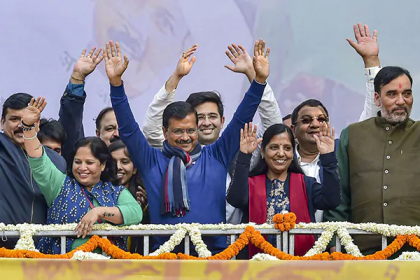 যে কারণে এবারও কোনো দফতর নিলেন না কেজরিওয়াল