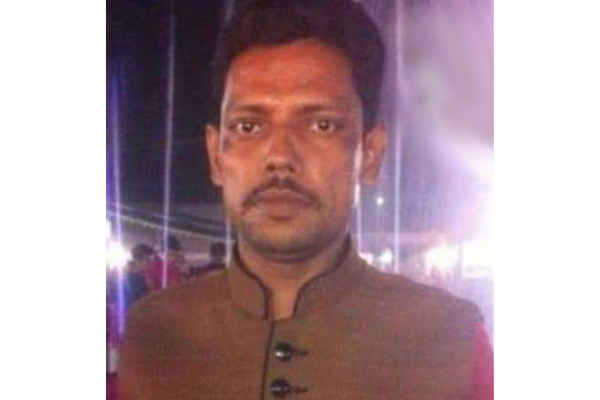 জেলা প্রশাসনের কর্মকর্তা ও ৫টি সংস্থার পরিচয় দিয়ে চাঁদাবাজি!