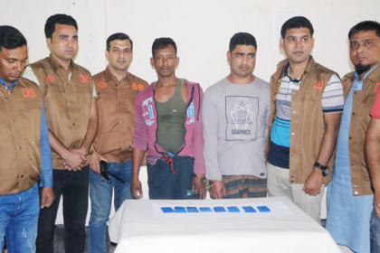 নোয়াখালীতে ইয়াবাসহ আটক ২