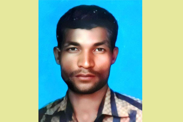 চাঁপাইনবাবগঞ্জে শিশু ধর্ষণ ও হত্যাকারী তরিকুল বন্দুকযুদ্ধে নিহত