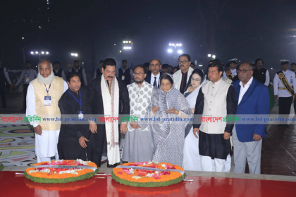 ভাষাশহীদদের প্রতি বিরোধী দলের শ্রদ্ধা